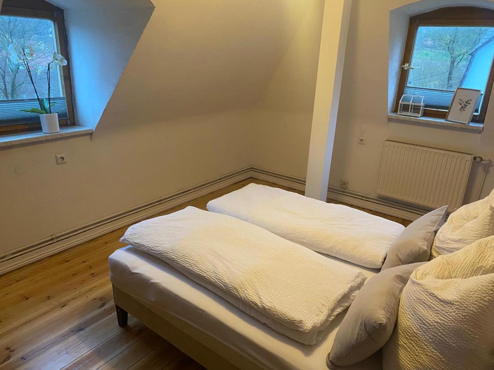 Ferienwohnungen Am Grasberg Schmalkalden Kamer foto